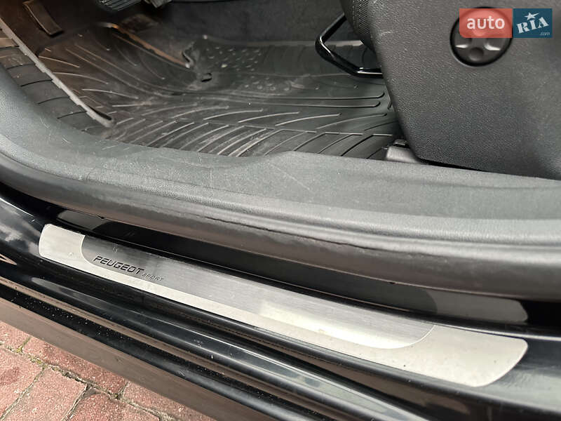 Универсал Peugeot 508 2011 в Стрые