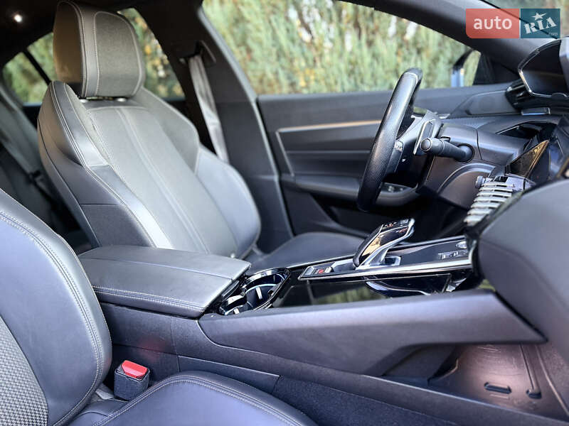 Фастбэк Peugeot 508 2019 в Самборе фото 25 Фастбэк Peugeot 508 2019 в Самборе