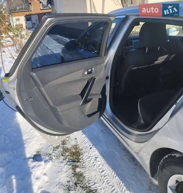 Универсал Peugeot 508 2013 в Буске