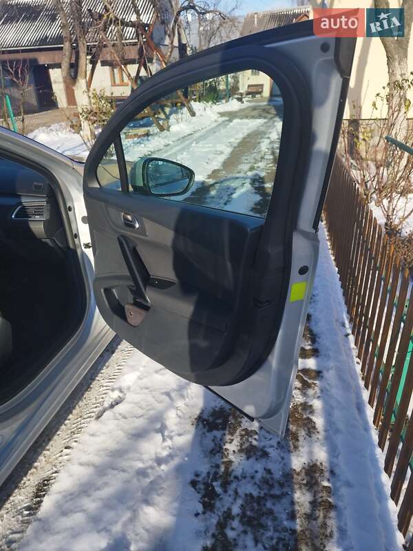 Универсал Peugeot 508 2013 в Буске