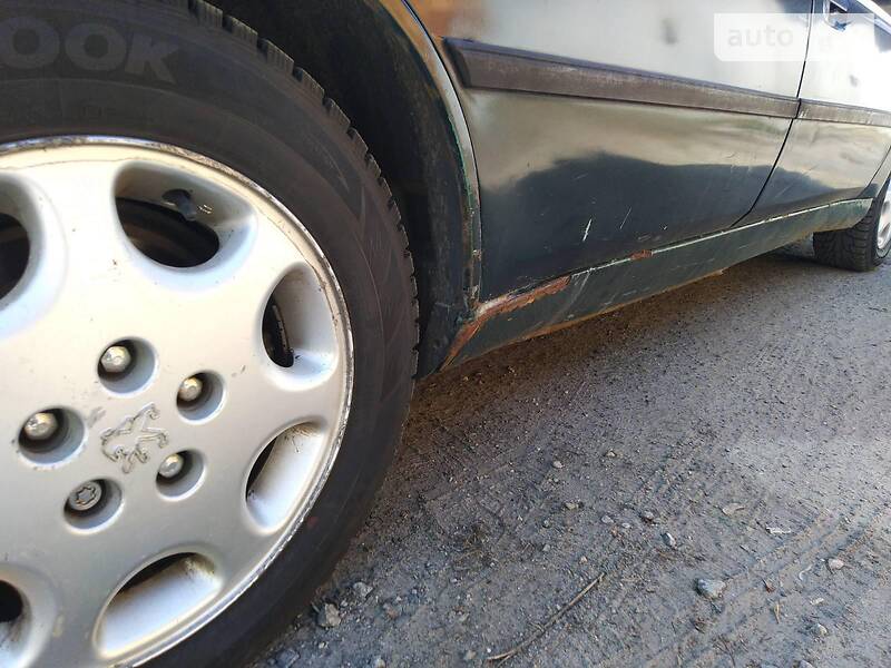 Седан Peugeot 605 1990 в Києві