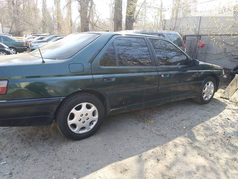 Седан Peugeot 605 1990 в Києві