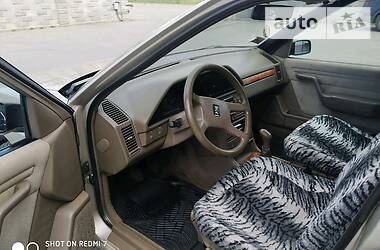 Седан Peugeot 605 1992 в 