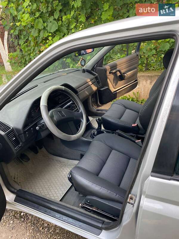 Седан Peugeot 605 1992 в Луцьку фото 21 Седан Peugeot 605 1992 в Луцьку