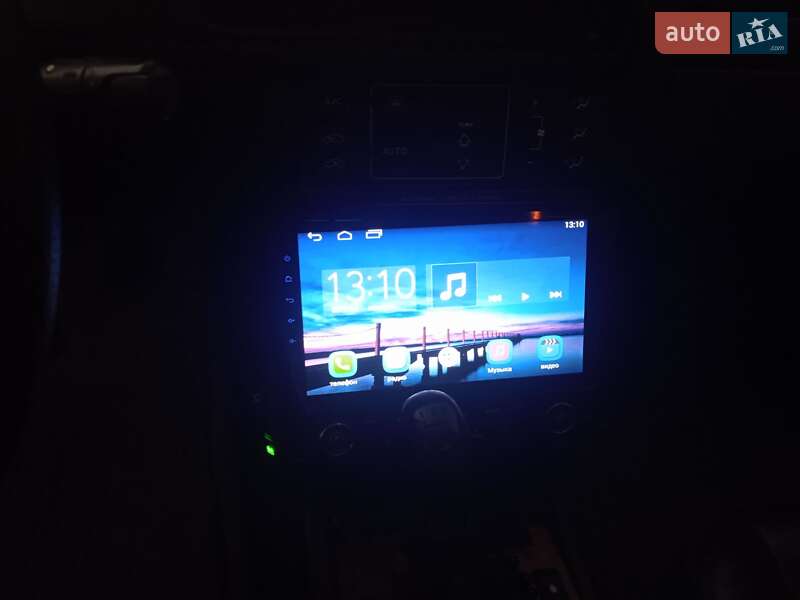 Седан Peugeot 605 1990 в Добропіллі