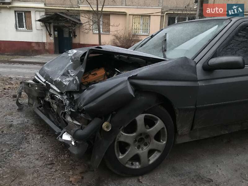 Peugeot 605 1992 Peugeot 605 1992