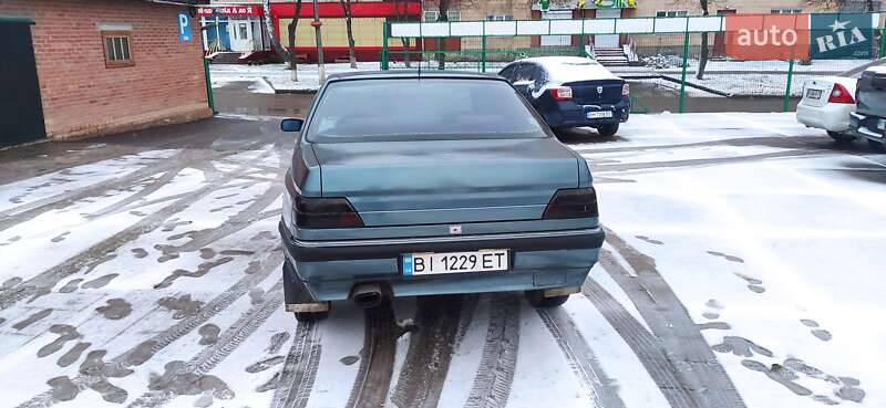 Седан Peugeot 605 1990 в Гадяче