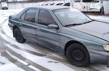 Седан Peugeot 605 1990 в Гадяче