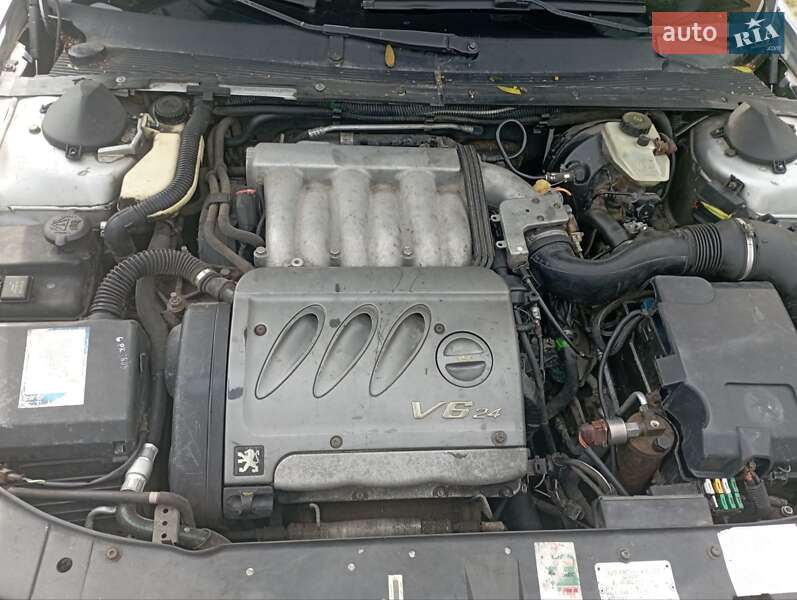 Седан Peugeot 605 1998 в Сарнах