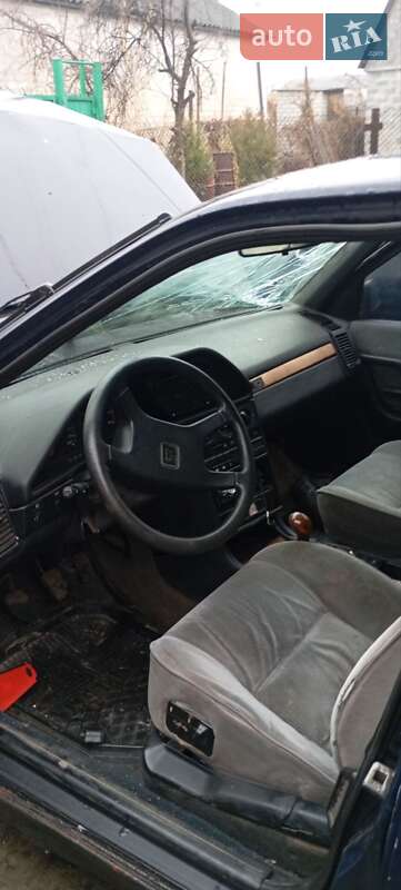 Седан Peugeot 605 1991 в 
