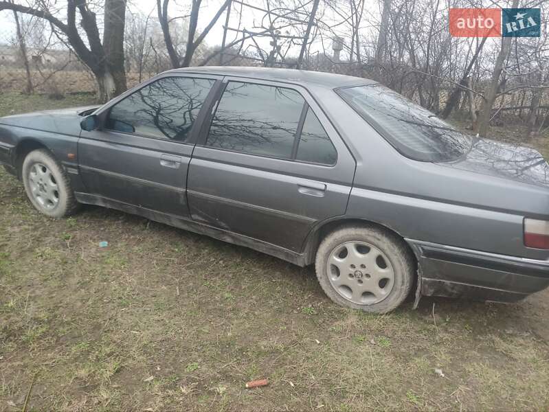 Седан Peugeot 605 1993 в Радивиліві
