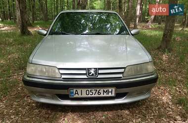 Седан Peugeot 605 1999 в Тараще