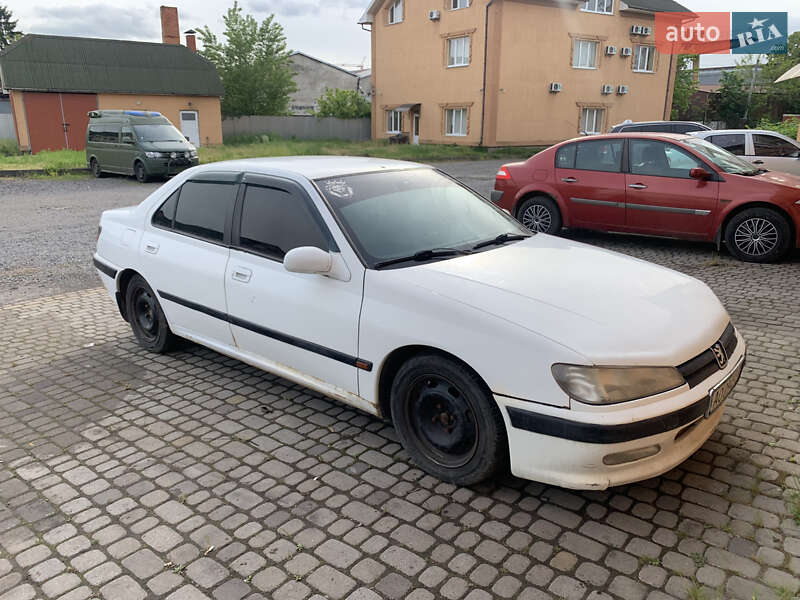 Седан Peugeot 605 1998 в 
