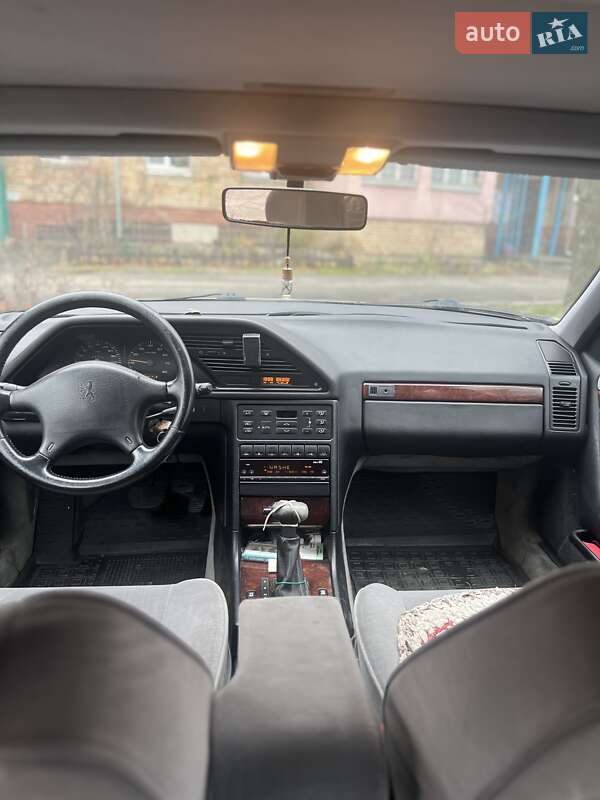 Peugeot 605 1996
