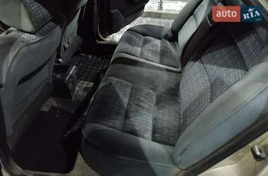 Седан Peugeot 605 1991 в 