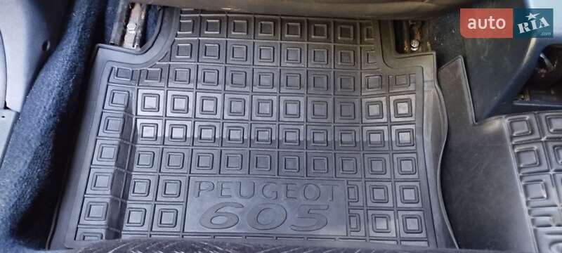 Седан Peugeot 605 1990 в Славуті