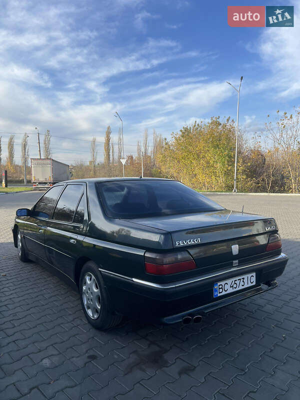 Седан Peugeot 605 1996 в Млиніві