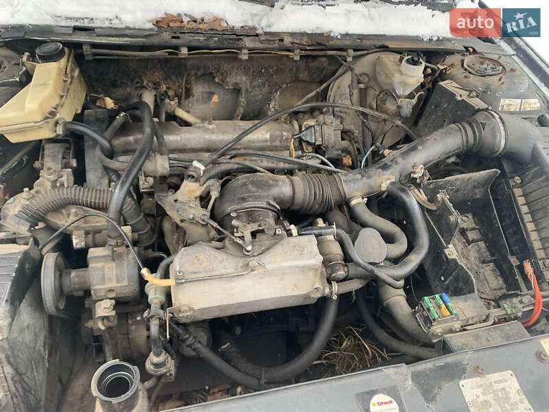 Седан Peugeot 605 1991 в Надворной