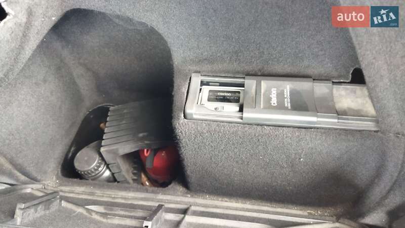 Седан Peugeot 607 2005 в Дубні