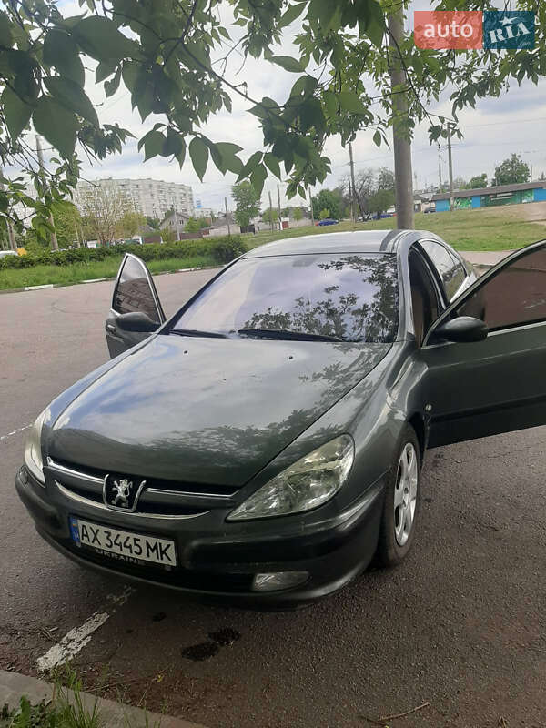 Peugeot 607 2004