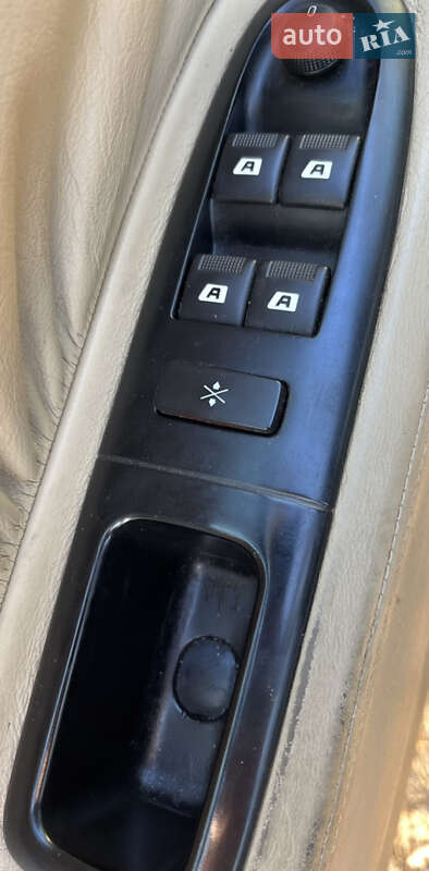 Седан Peugeot 607 2001 в Днепре