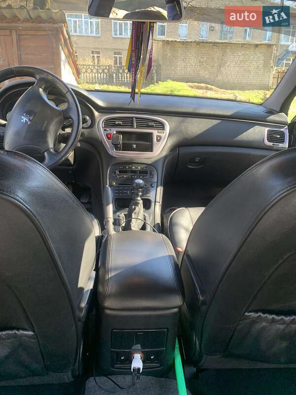 Седан Peugeot 607 2006 в Днепре