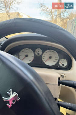 Седан Peugeot 607 2004 в 