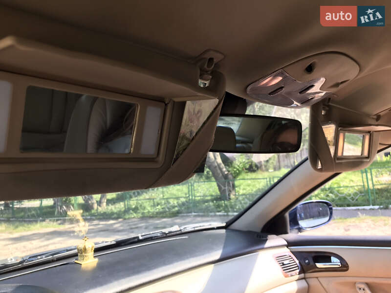 Седан Peugeot 607 2002 в Отинії