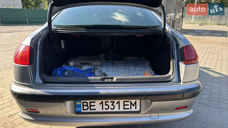Peugeot 607 2001