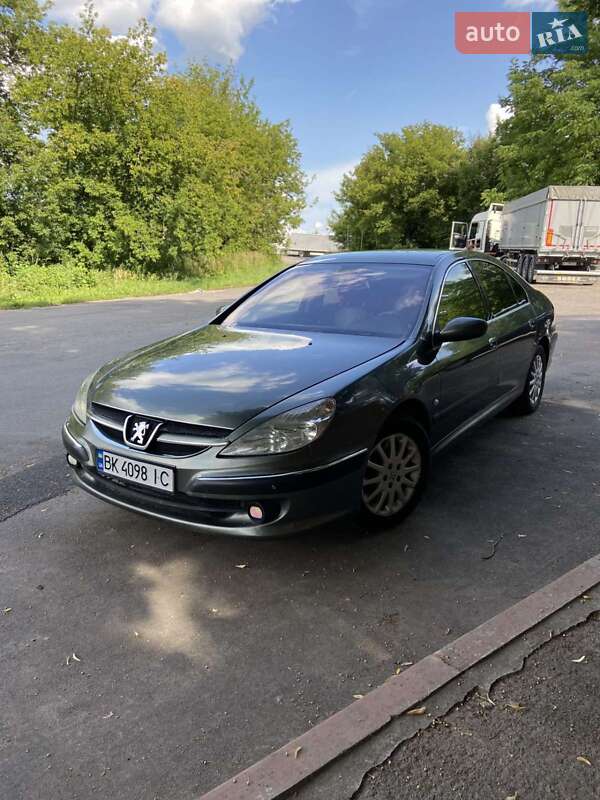 Peugeot 607 2003