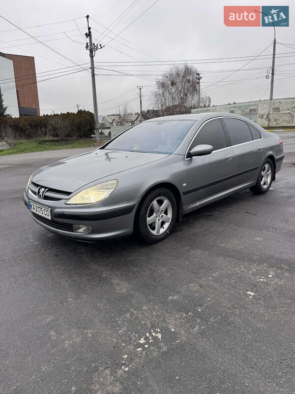 Peugeot 607 2001