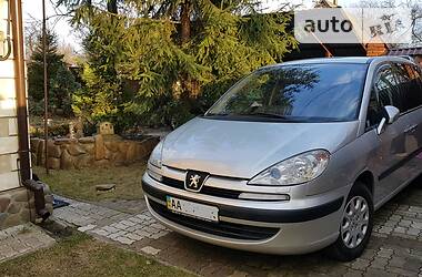 Мінівен Peugeot 807 2004 в 