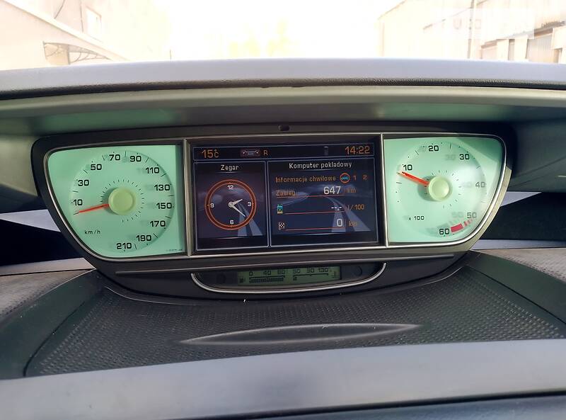 Мінівен Peugeot 807 2004 в Житомирі