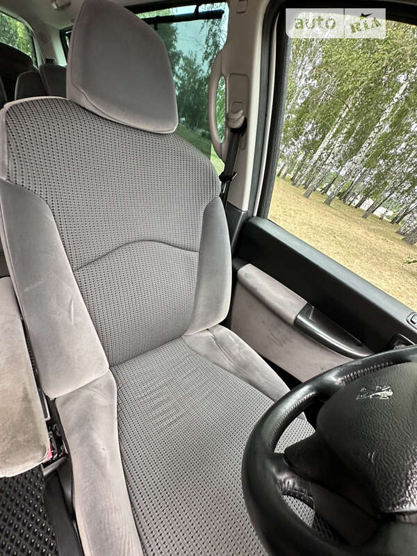 Минивэн Peugeot 807 2011 в Житомире