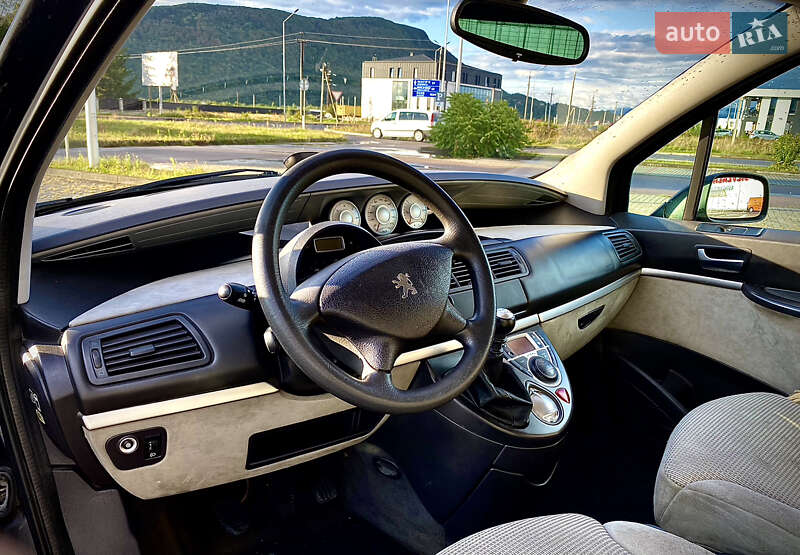 Мінівен Peugeot 807 2007 в Хусті