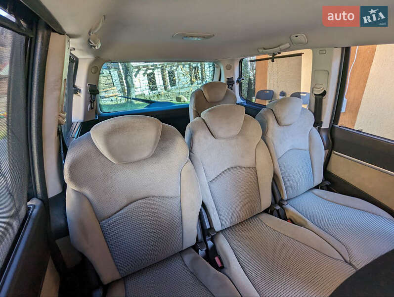 Мінівен Peugeot 807 2007 в Хусті
