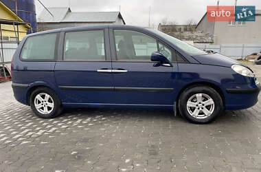 Минивэн Peugeot 807 2004 в 
