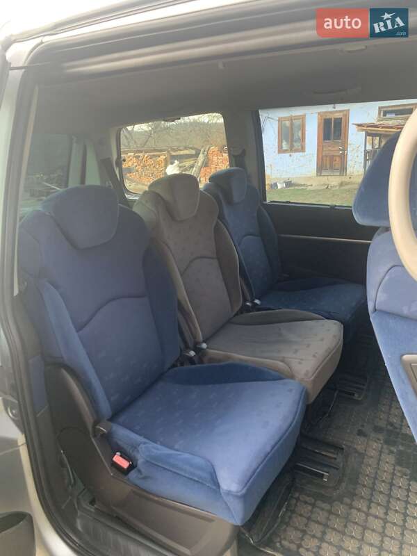 Мінівен Peugeot 807 2004 в Косові фото 8 Мінівен Peugeot 807 2004 в Косові