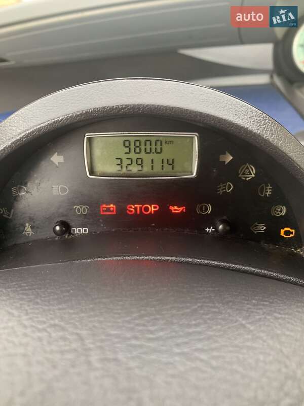 Мінівен Peugeot 807 2004 в Косові фото 13 Мінівен Peugeot 807 2004 в Косові