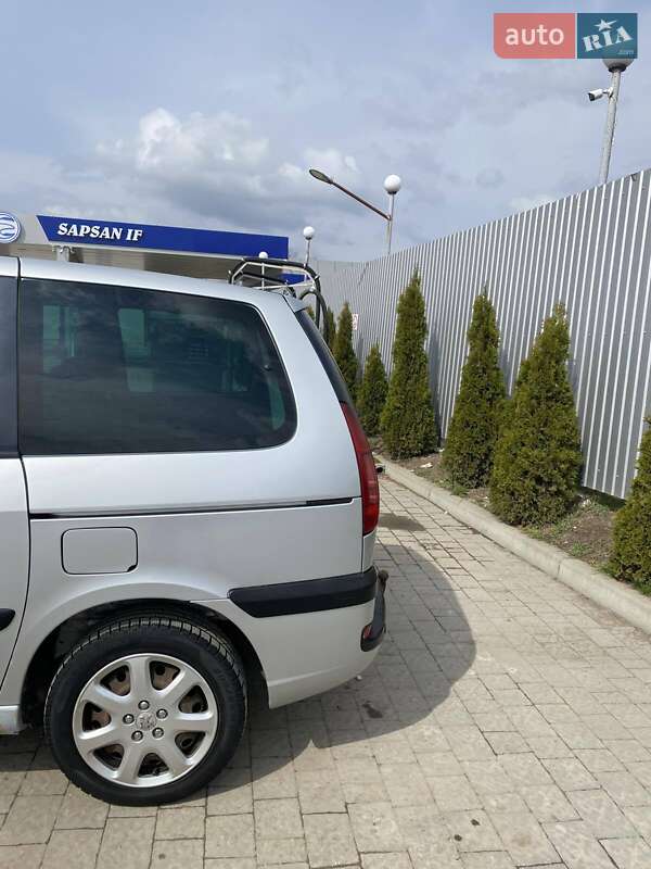 Мінівен Peugeot 807 2005 в Тлумачі