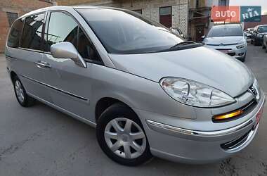 Минивэн Peugeot 807 2011 в 