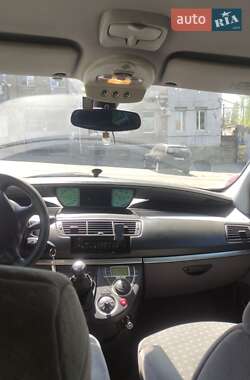 Мінівен Peugeot 807 2004 в 