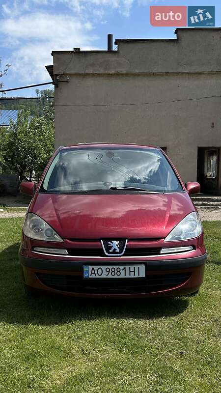 Мінівен Peugeot 807 2006 в 