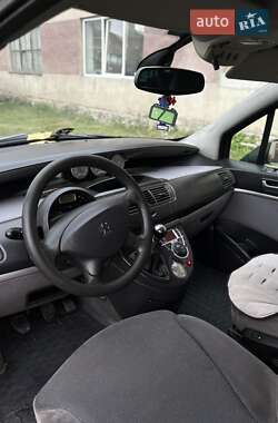 Мінівен Peugeot 807 2006 в 