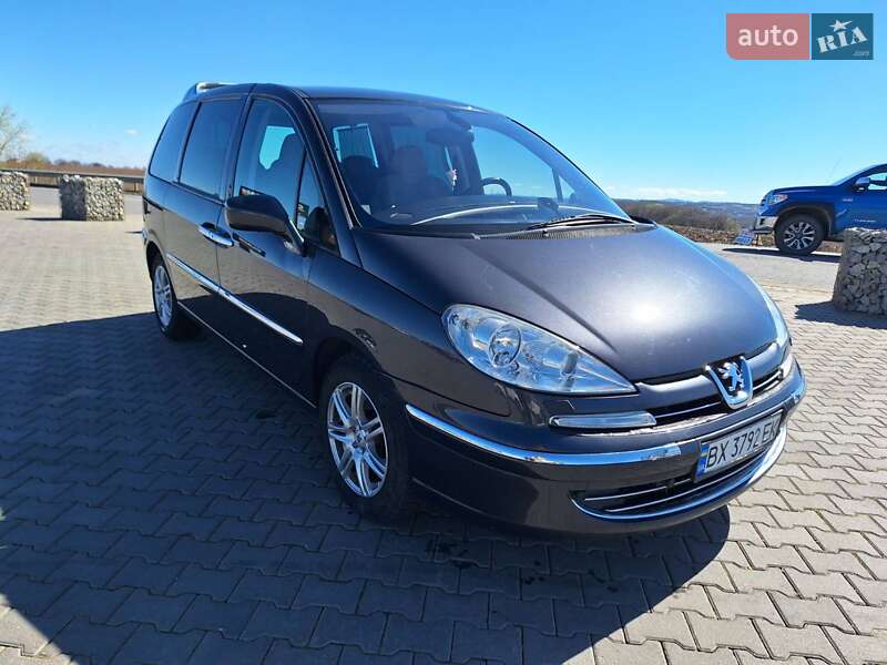 Минивэн Peugeot 807 2009 в Изяславе
