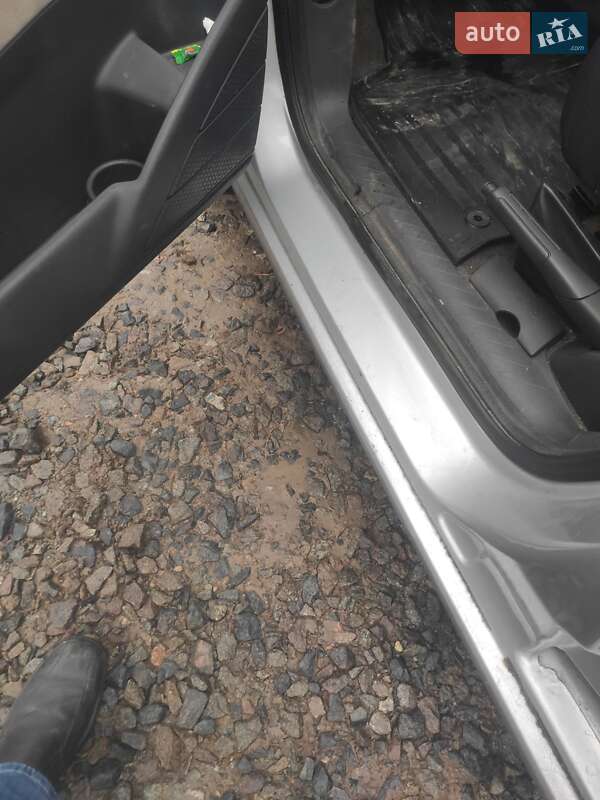 Минивэн Peugeot 807 2004 в Вышгороде фото 14 Минивэн Peugeot 807 2004 в Вышгороде