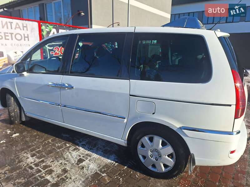 Минивэн Peugeot 807 2013 в Ивано-Франковске