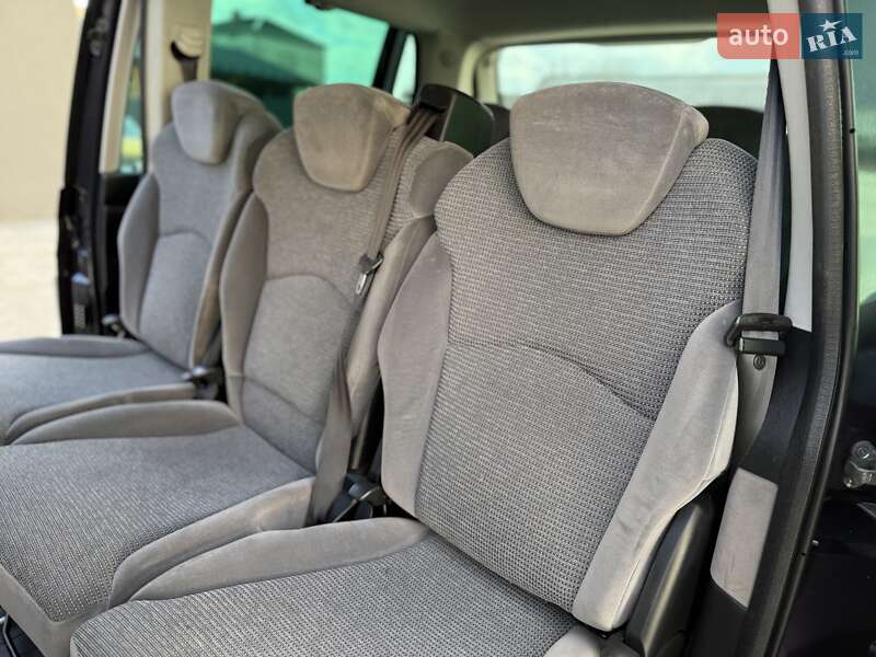Мінівен Peugeot 807 2010 в Дрогобичі
