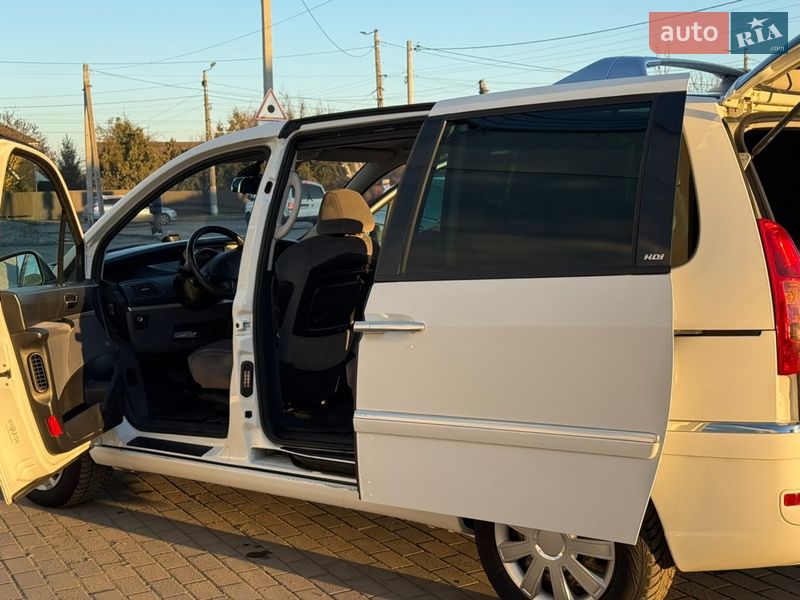 Минивэн Peugeot 807 2011 в Житомире