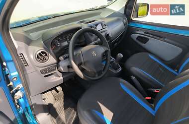 Минивэн Peugeot Bipper 2009 в 